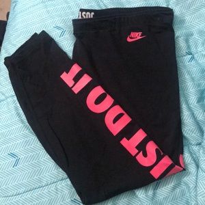 Nike leggings
